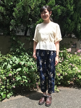 「chambre de charme（シャンブルドゥシャーム）のアイテム（パンツ）」を使った、Malle chambre de charmeさん（レディース・165cm）の春コーディネート