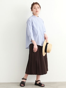 「chambre de charme（シャンブルドゥシャーム）のアイテム（スカート）」を使った、Malle chambre de charmeさん（レディース・160cm）の夏コーディネート