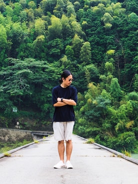 「アイテム（アナログ腕時計）」を使った、YOSHIWOさん（メンズ・171cm）の夏コーディネート