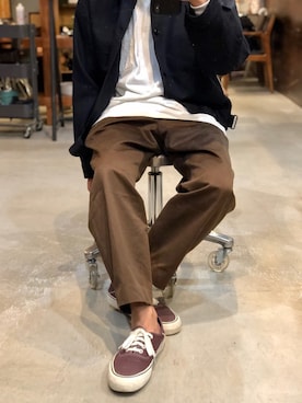 「COMOLI（コモリ）のアイテム（ブルゾン）」を使った、YOSHIWOさん（メンズ・171cm）の秋コーディネート