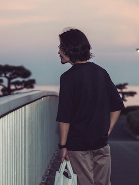 「アイテム（トートバッグ）」を使った、YOSHIWOさん（メンズ・171cm）の秋コーディネート