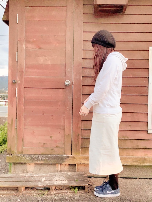 タイツ ストッキングを使った Nike のレディース人気ファッションコーディネート 地域 日本 三重県 Rbf