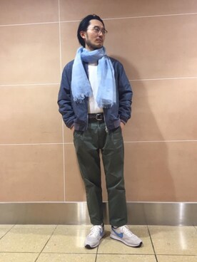 「UNITED ARROWS（ユナイテッドアローズ）のアイテム（マフラー）」を使った、Satoshi Okimura さん（メンズ・171cm）の春コーディネート