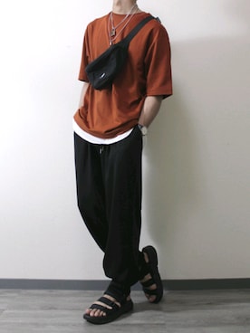 「ADRER（アドラー）の南京錠キーネックレス（ネックレス、シルバー系）」を使った、kota.さん（メンズ・182cm）の春コーディネート