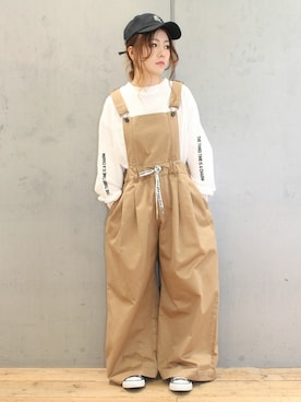 「袖プリント」｜「アイテム（オールインワン・サロペット）」を使った、ミッツ☆さん（レディース・155cm）の冬コーディネート