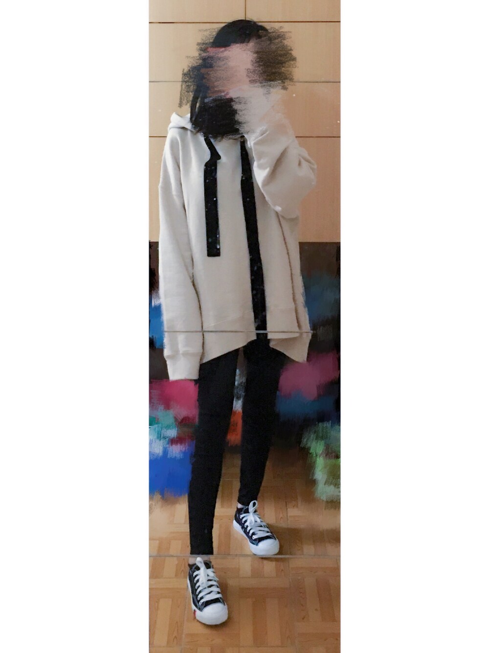 「BUBBLESのアイテム（パーカー、ベージュ系）」を使った、seriloさん（レディース・164cm）の春コーディネートの1枚目の写真