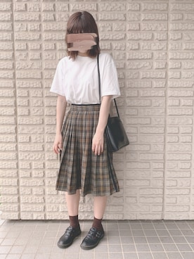 「Yves Saint Laurent（イヴサンローラン）のアイテム（スカート）」を使った、くるみさん（レディース・164cm）の夏コーディネート