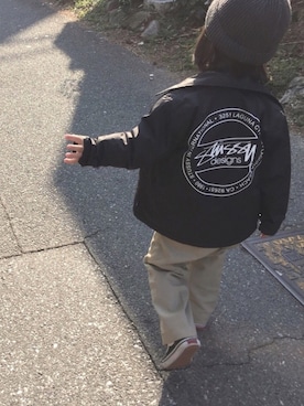 「STUSSY（ステューシー）のアイテム（ブルゾン）」を使った、shumajiroさん（キッズ・100cm）の冬コーディネート