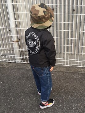「STUSSY（ステューシー）のアイテム（ブルゾン）」を使った、shumajiroさん（キッズ・100cm）の春コーディネート