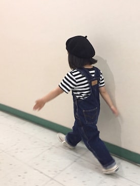 「Levi's（リーバイス）のアイテム（サロペット/オーバーオール）」を使った、shumajiroさん（キッズ・100cm）の春コーディネート