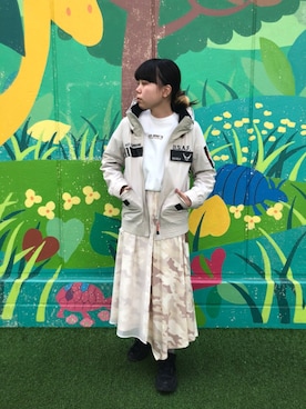 「アイテム（ミリタリージャケット、グレー系）」を使った、タロウさん（レディース・161cm）の冬コーディネート