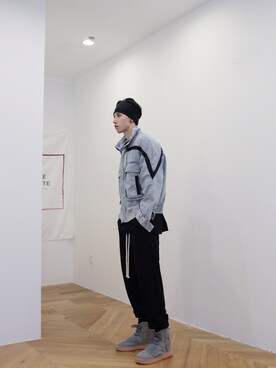 「通勤穿搭」｜「アイテム（デニムジャケット）」を使った、哈林哥。さん（メンズ・180cm）の秋コーディネート