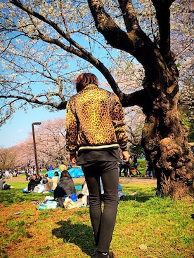 「SAINT LAURENT PARIS（サンローランパリ）のアイテム（ブルゾン）」を使った、ぱみゅふじさん（メンズ・174cm）の夏コーディネート