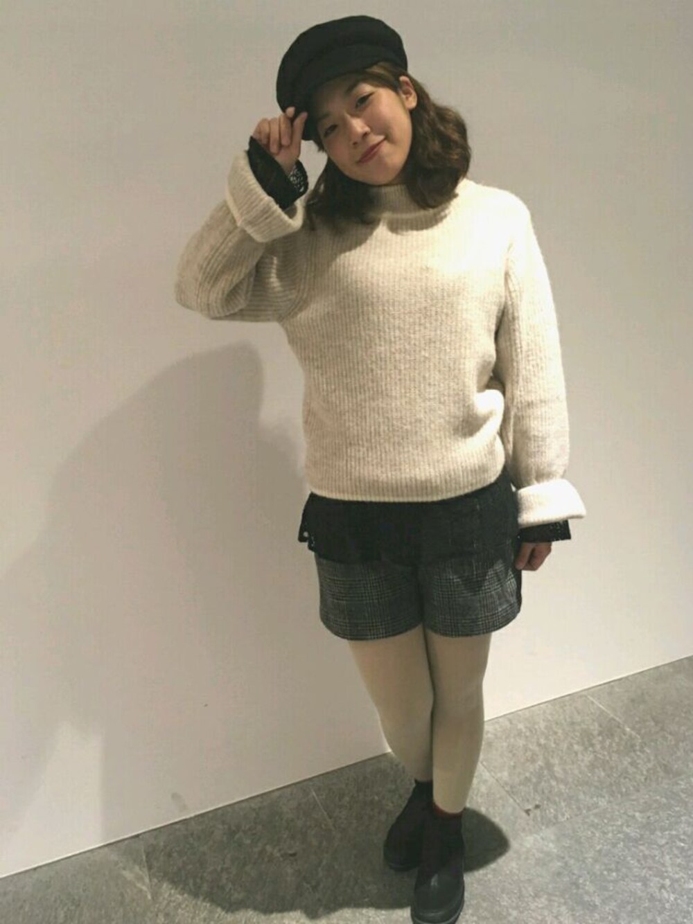 「179/WG、BURGER179/WG、casual、Cute、knit、bell sleeve、マリンキャップ」｜「179/WGのアイテム（トップス、ブラック系）」を使った、mocoさん（レディース・160cm）の冬コーディネートの1枚目の写真