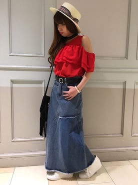 「アイテム（その他トップス、レッド系）」を使った、SpRay札幌ＰＡＲＣＯさん（レディース・155cm）の春コーディネート