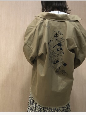 「YECCA VECCA（イェッカヴェッカ）のアイテム（その他アウター）」を使った、優香さん（レディース・155cm）の秋コーディネート