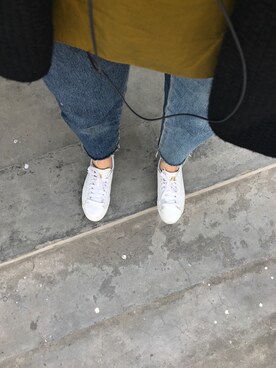 「sneakers」｜「アイテム（その他）」を使った、mmmaladiesさん（レディース・169cm）の春コーディネート