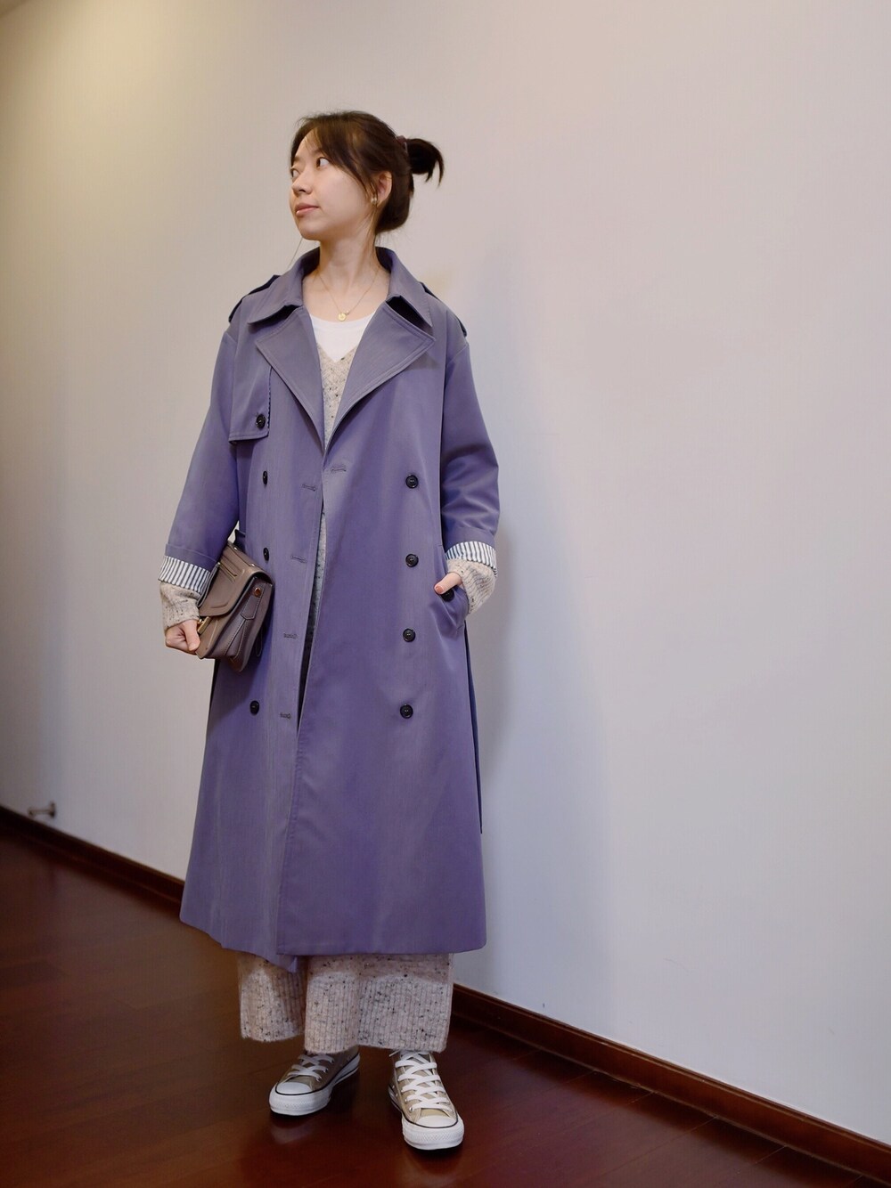 「Massimo Duttiのアイテム（ワンピース/ドレス、ベージュ系）」を使った、adaさん（レディース・158cm）の秋コーディネートの1枚目の写真