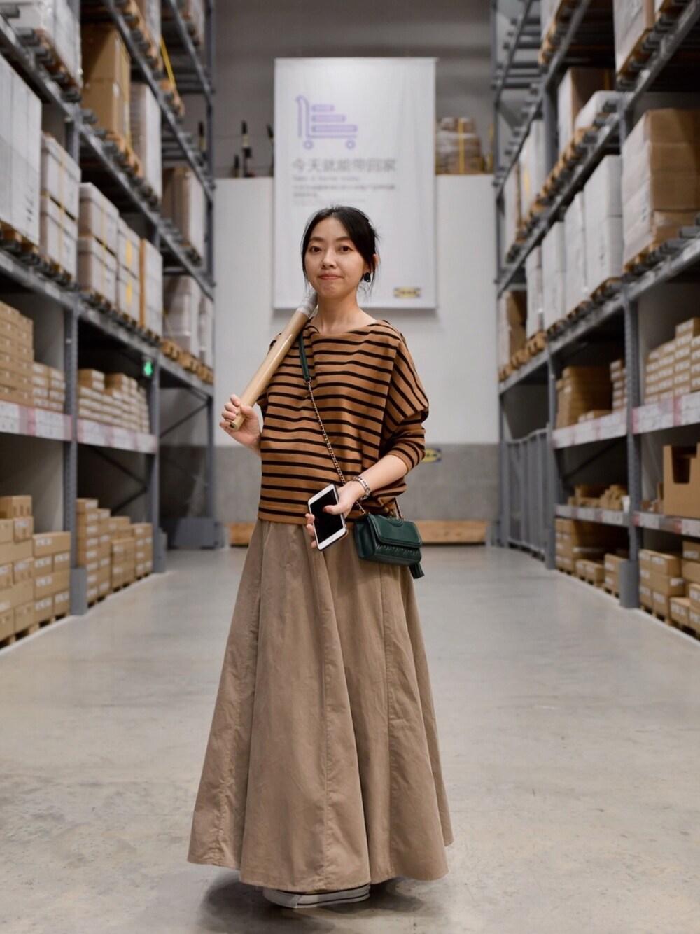 「TBのアイテム（ピアス（両耳用）、ホワイト系）」を使った、adaさん（レディース・158cm）の秋コーディネートの1枚目の写真