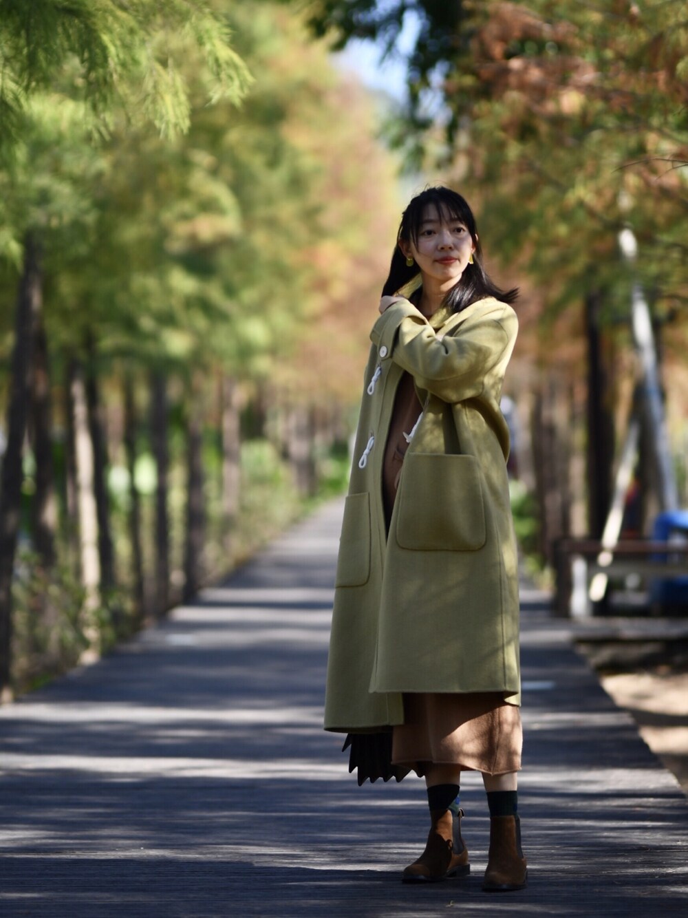 「MARNIのMarni - Trunk Medium Saffiano Leather Shoulder Bag - Womens - Brown（ショルダーバッグ、ブラウン系）」を使った、adaさん（レディース・158cm）の冬コーディネートの1枚目の写真
