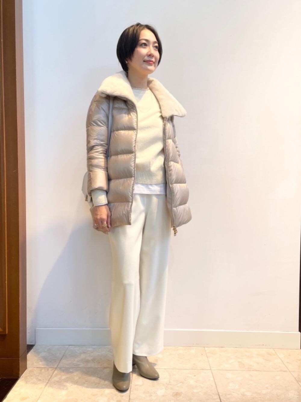 「UNITED ARROWSのUWSC ティアドロップ イヤリング ①（イヤリング、ゴールド系）」を使った、001673tkさん（レディース・165cm）の秋コーディネートの1枚目の写真