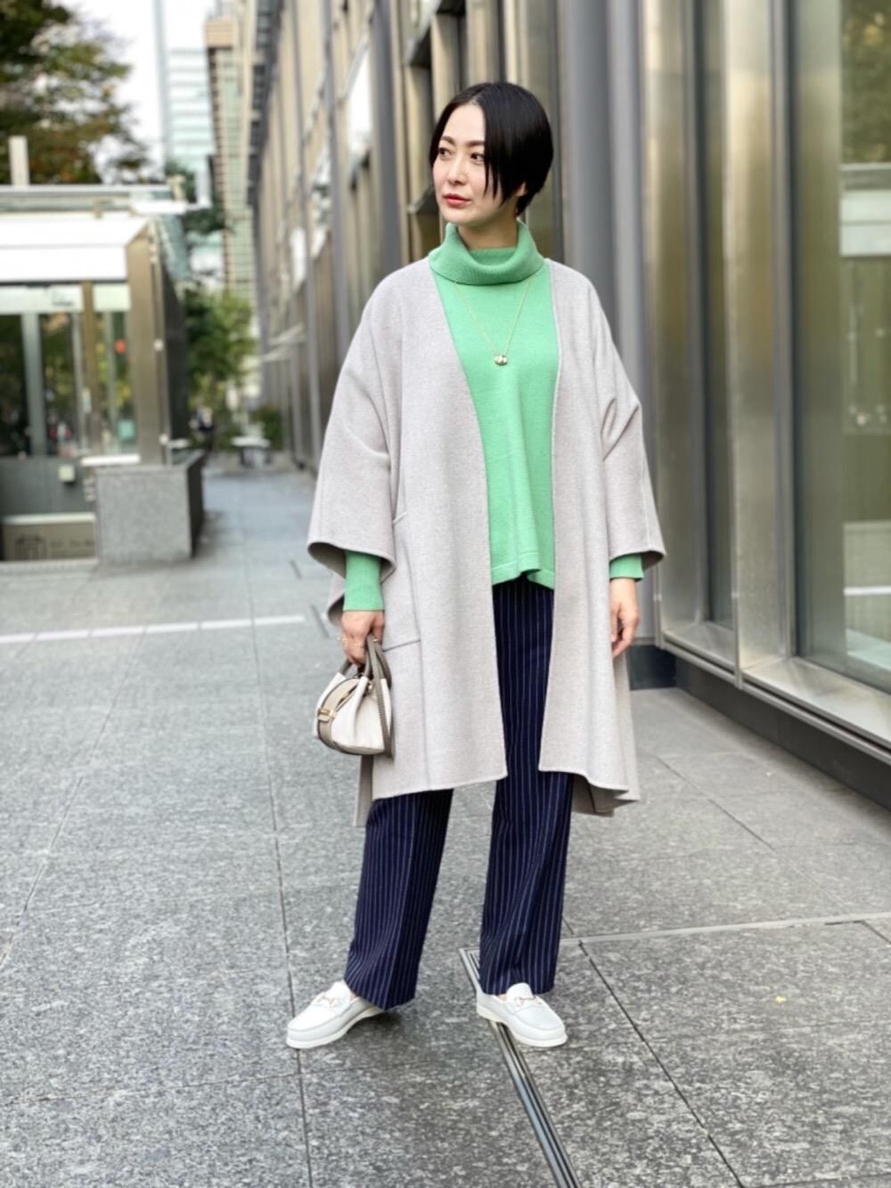 「UNITED ARROWSの＜UNITED ARROWS＞W/N リバー ポンチョ W †（その他アウター、グレー系）」を使った、001673tkさん（レディース・165cm）の秋コーディネートの1枚目の写真