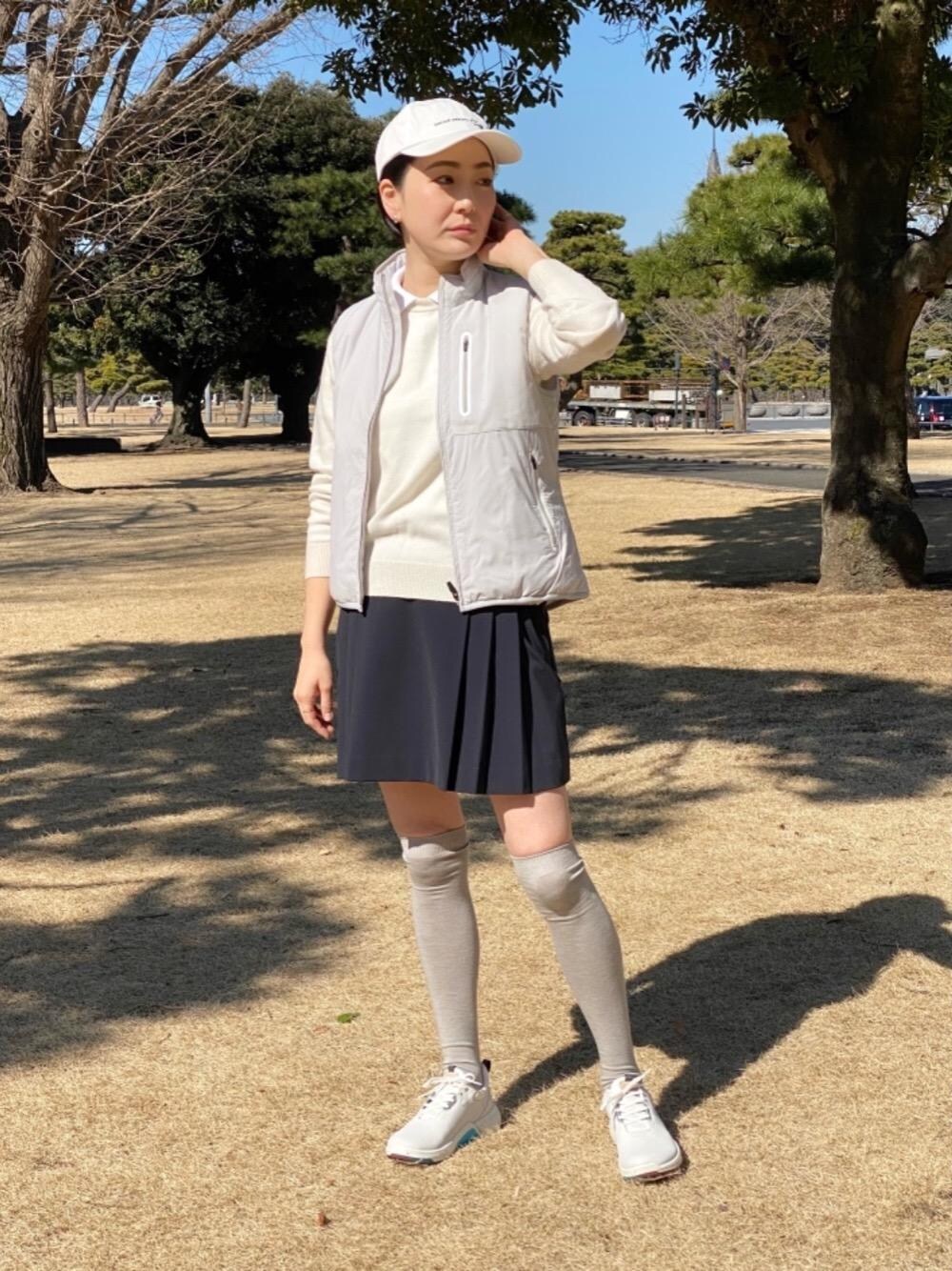 「UNITED ARROWSのUWSC ティアドロップ イヤリング ①（イヤリング、ゴールド系）」を使った、001673tkさん（レディース・165cm）の冬コーディネートの1枚目の写真