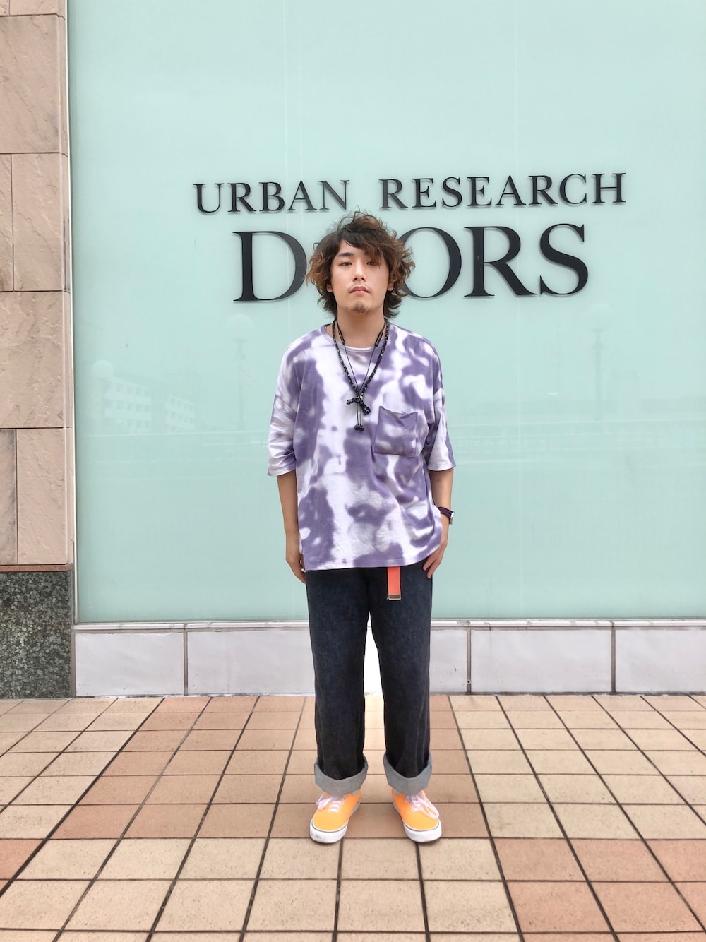 「夏、夏だ！Tシャツ着よう！、ワイドパンツ、シンプル、仙台、カジュアル、低身長、低身長男子、低身長コーデ、おしゃれさんと繋がりたい」｜「KIITの【KIIT】タイダイTEE（Tシャツ/カットソー、パープル系）」を使った、さとすけさん（メンズ・164cm）の夏コーディネートの1枚目の写真