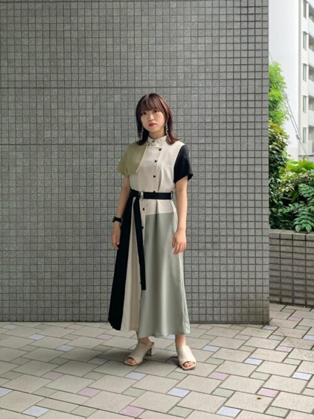 ダブルヨークシャツワンピースを使った人気ファッション