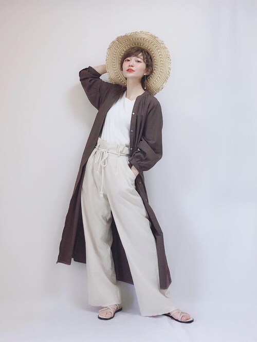 YUKI使用「Aunt Marie's（AUNT MARIE'S  バンドカラーコットンロングシャツワンピース）」的時尚穿搭