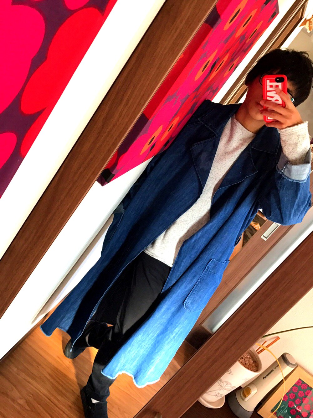 「休日スタイル」｜「ikkaのアイテム（ニット/セーター、ホワイト系）」を使った、ソラさん（メンズ・170cm）の春コーディネートの1枚目の写真
