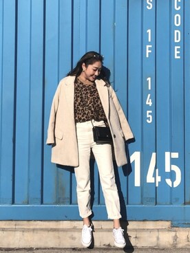 「H&M（エイチ・アンド・エム）のアイテム（ジャケット/アウター、ホワイト系）」を使った、minaさん（レディース・163cm）の秋コーディネート