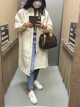 「SLY（スライ）のアイテム（ノーカラージャケット）」を使った、minaさん（レディース・163cm）の冬コーディネート