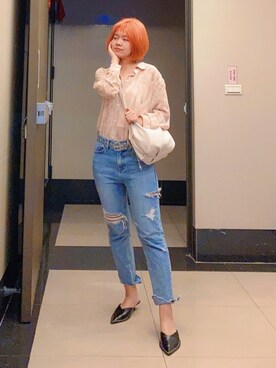 「blue」｜「アイテム（バックパック/リュック）」を使った、びさん（レディース・158cm）の秋コーディネート