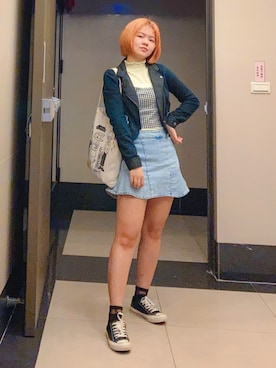 「アイテム（チューブトップ）」を使った、びさん（レディース・158cm）の秋コーディネート