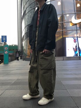 「plain-me（プレインミー）のアイテム（その他アウター）」を使った、吳其叡さん（メンズ・173cm）の秋コーディネート