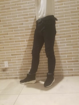 「ボアスニーカー」｜enchanted staff拳王さん（メンズ・175cm）の冬コーディネート