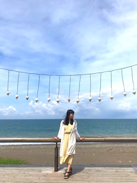 「NET（ネット）のアイテム（その他アウター）」を使った、劉佳和さん（レディース・163cm）の夏コーディネート