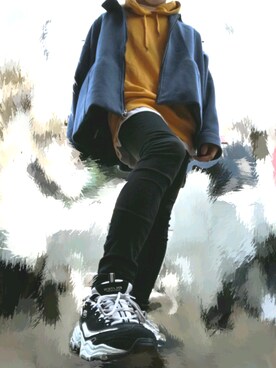 「UNIQLO（ユニクロ）のアイテム（パーカー、イエロー系）」を使った、Aoki no Hirokiさん（メンズ・167cm）の冬コーディネート