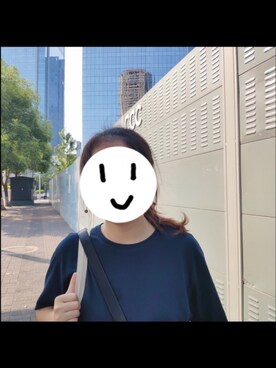 「UNIQLO（ユニクロ）のアイテム（Tシャツ/カットソー、ブルー系）」を使った、&さん（レディース・159cm）の夏コーディネート