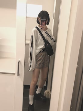 サ ガ  ミさんのコーディネート