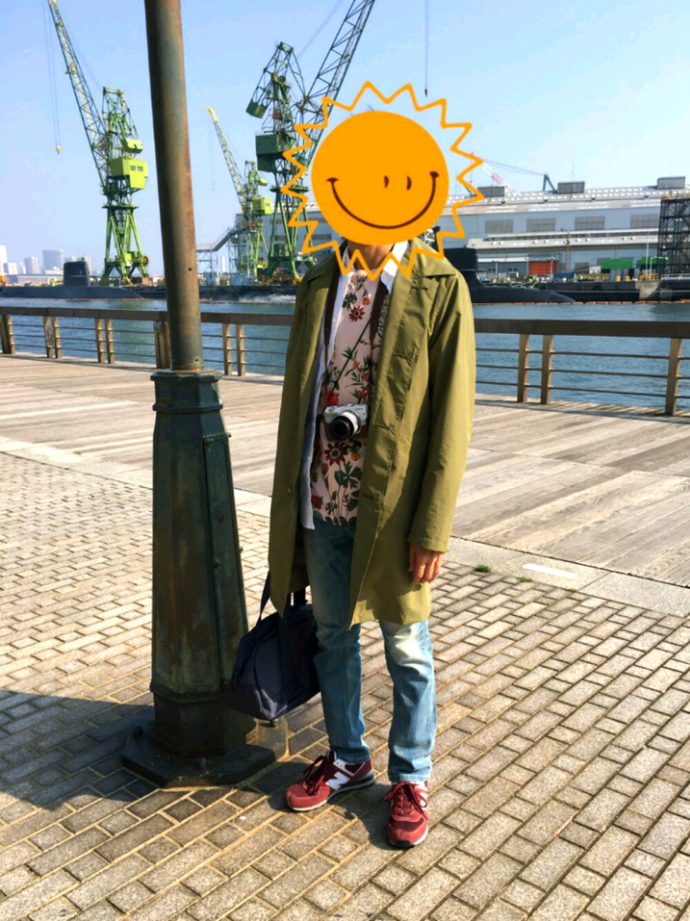 「春コーデ」｜「Newbalanceのアイテム（スニーカー、レッド系）」を使った、chokolateさん（メンズ・177cm）の春コーディネートの1枚目の写真