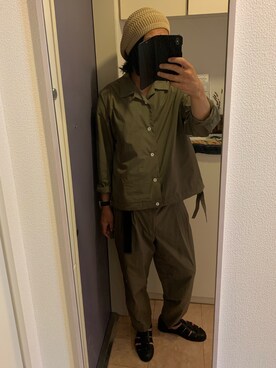 「UNITED ARROWS（ユナイテッドアローズ）のアイテム（パンツ、グリーン系）」を使った、代表理事さん（メンズ・180cm）の春コーディネート