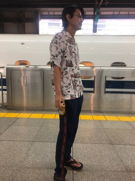 「STUSSY（ステューシー）のアイテム（パンツ、ブルー系）」を使った、代表理事さん（メンズ・180cm）の夏コーディネート