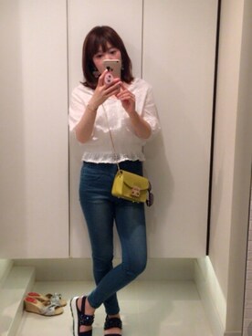 「DHOLIC（ディーホリック）のアイテム（シャツ/ブラウス、ホワイト系）」を使った、ゆみりんさん（レディース・163cm）の夏コーディネート