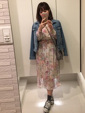 「ZARA（ザラ）のアイテム（デニムジャケット、ブルー系）」を使った、ゆみりんさん（レディース・163cm）の春コーディネート