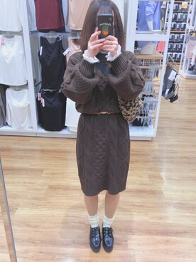 「Heather（ヘザー）のアイテム（ボディバッグ/ウエストポーチ）」を使った、ゆさん（レディース・158cm）の冬コーディネート