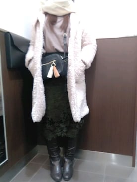 「antiqua（アンティカ）の花柄コットンレーススカート（スカート）」を使った、にゃっつん。さん（レディース・164cm）の冬コーディネート