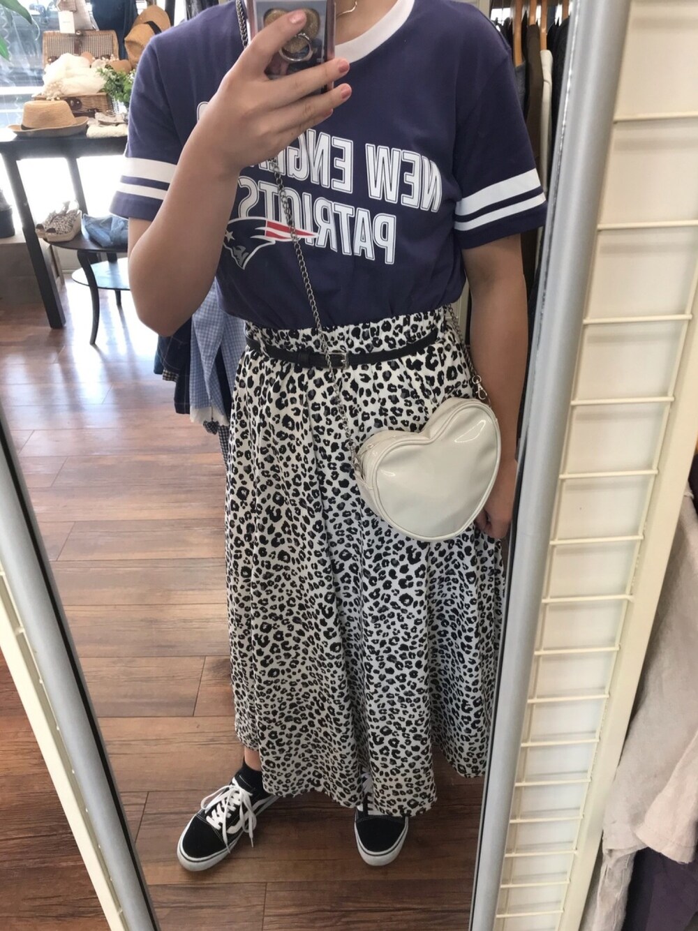 「レオパード」｜「GUのアイテム（Tシャツ/カットソー、パープル系）」を使った、cocoroさん（レディース・156cm）の夏コーディネートの1枚目の写真