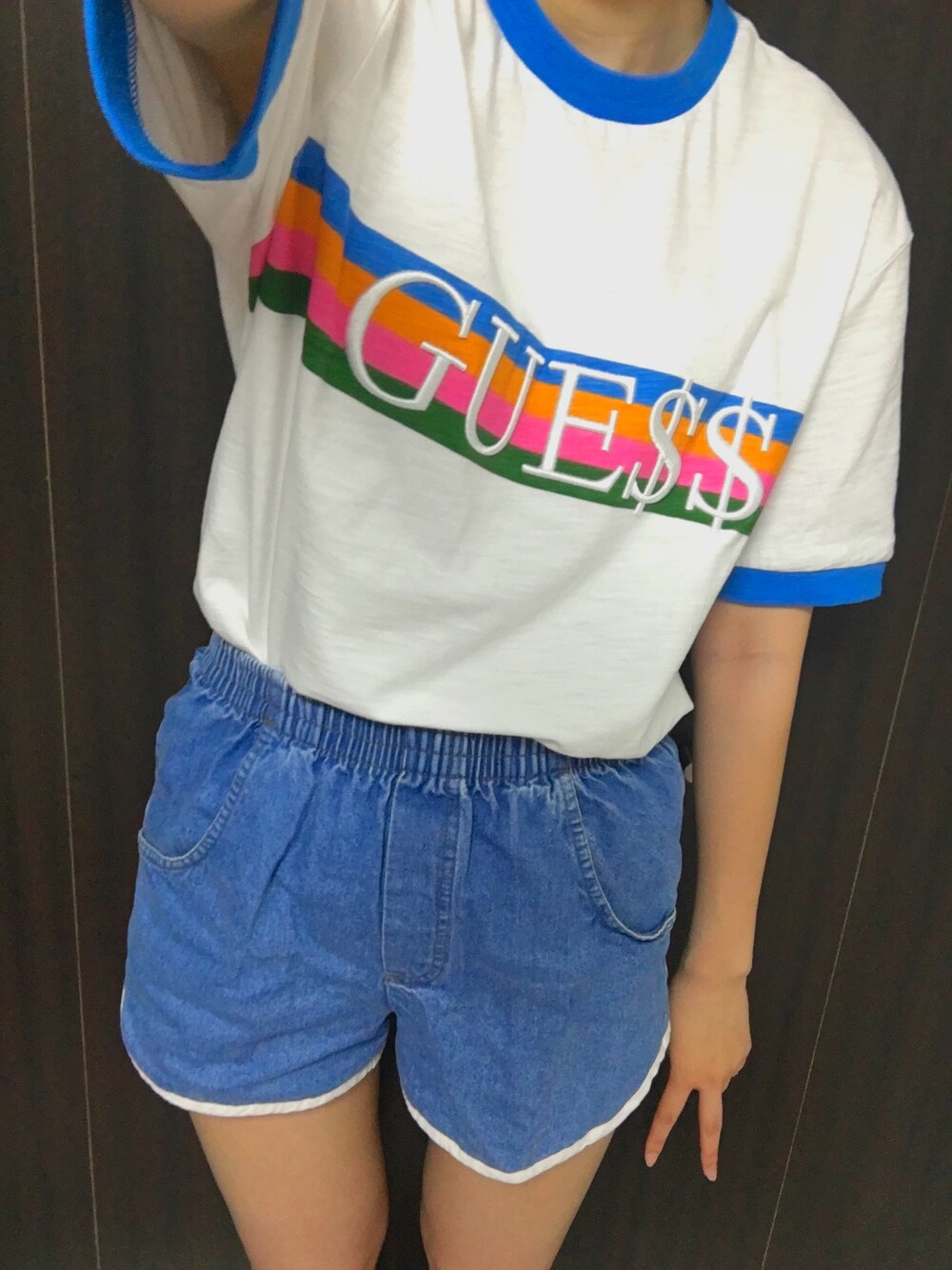 「guess、GUESS ORIGINALS × A$AP ROCKY、ootd、summer、夏先取り」｜「Guessのアイテム（Tシャツ/カットソー、ホワイト系）」を使った、ゆいさん（レディース・170cm）の春コーディネートの1枚目の写真